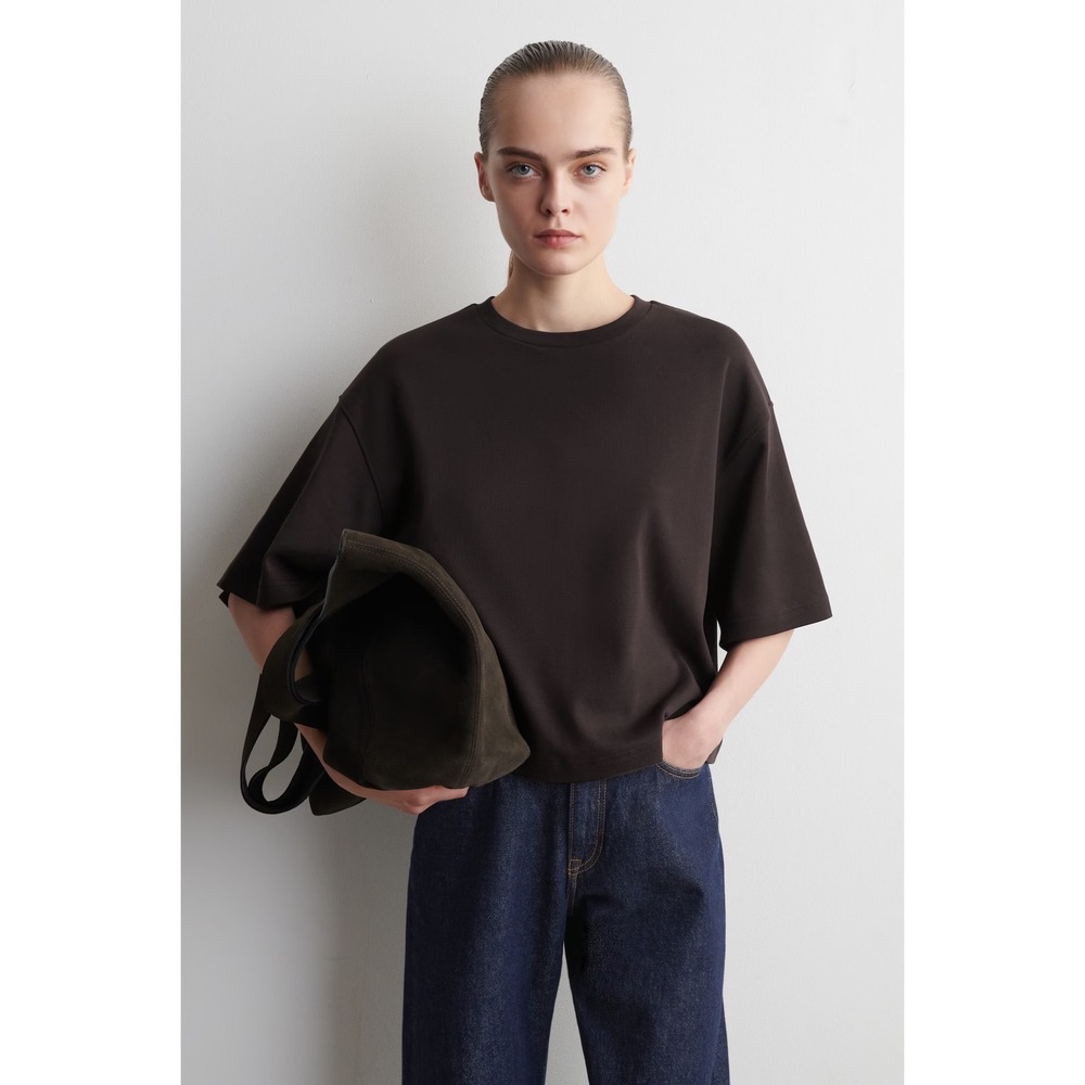 NWT COS Women Oversized Boxy Cropped Cotton T-Shirt Dark Brown Crew Neck Medium - Picture 2 of 6